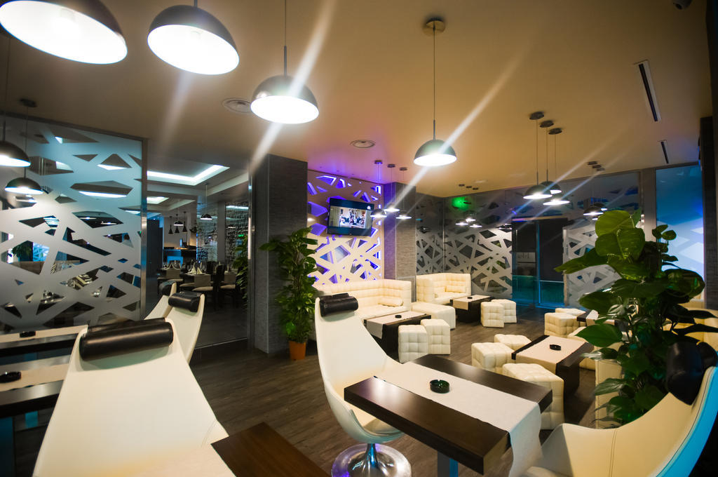 Hotel Aqua Târgu Jiu 외부 사진